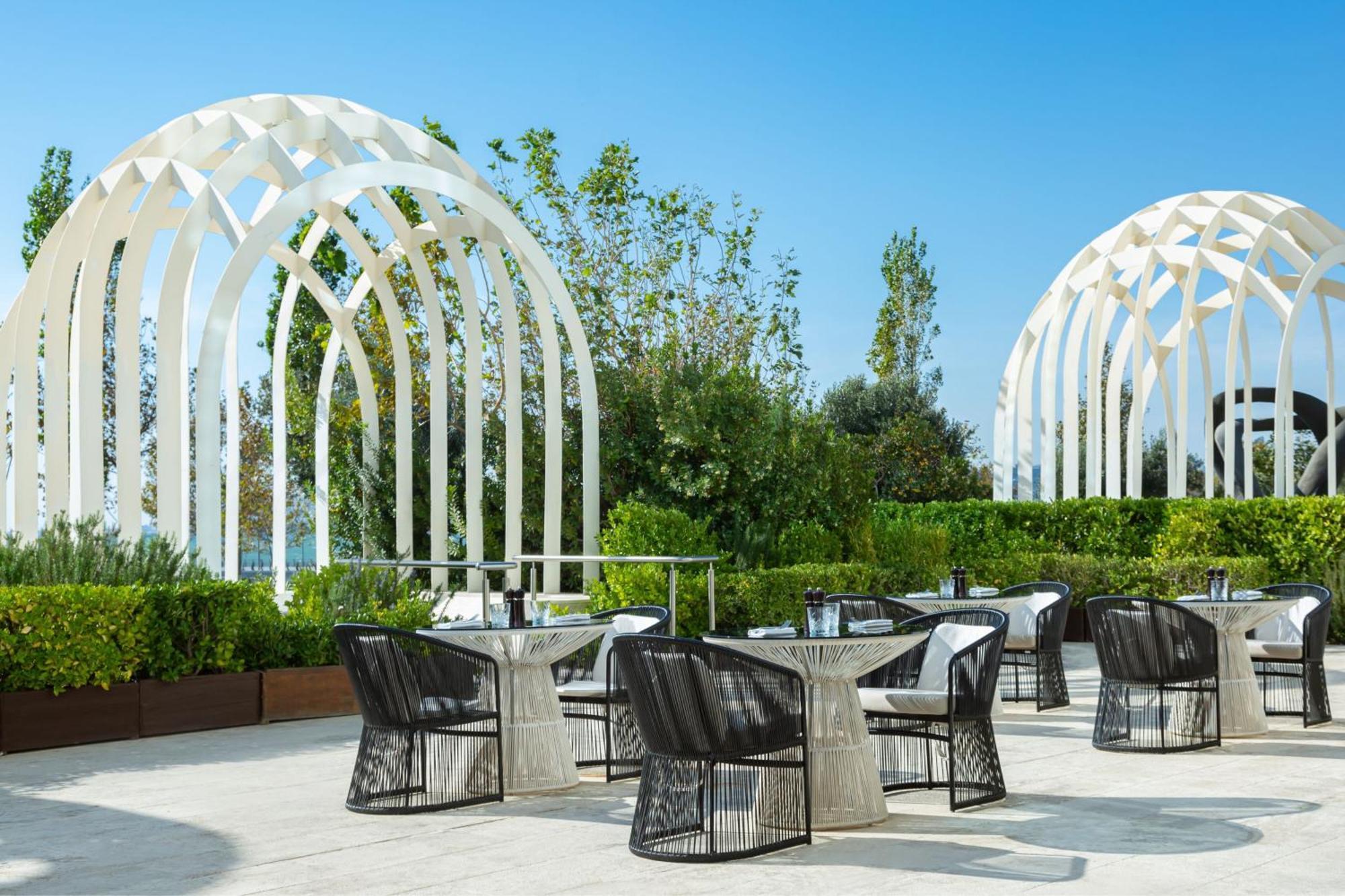 Baku Marriott Hotel Boulevard Eksteriør bilde The Sky Bar