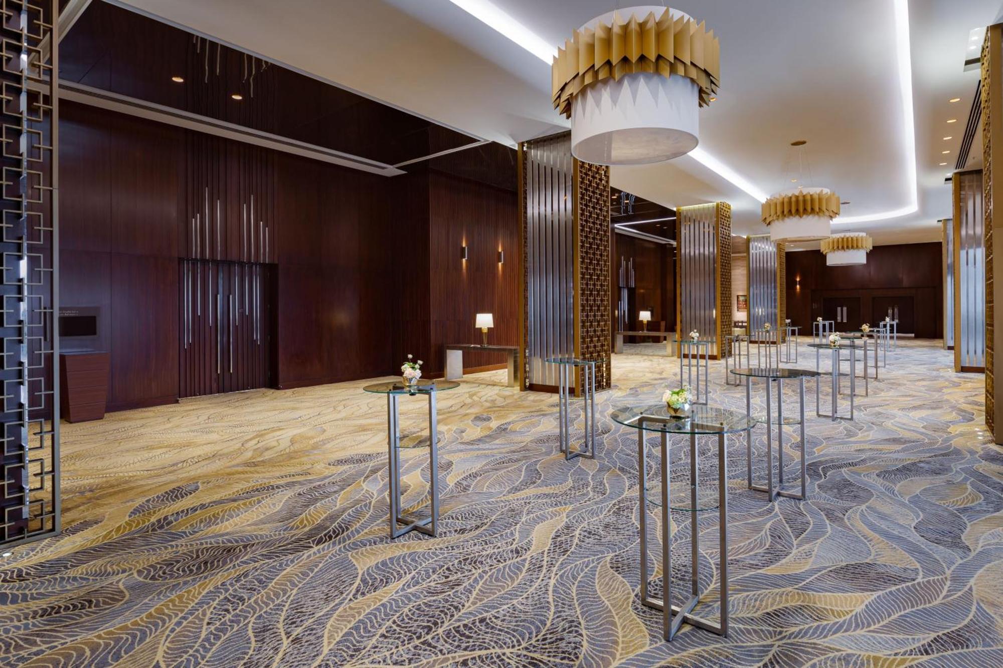 Baku Marriott Hotel Boulevard Eksteriør bilde The Westin Convention Center