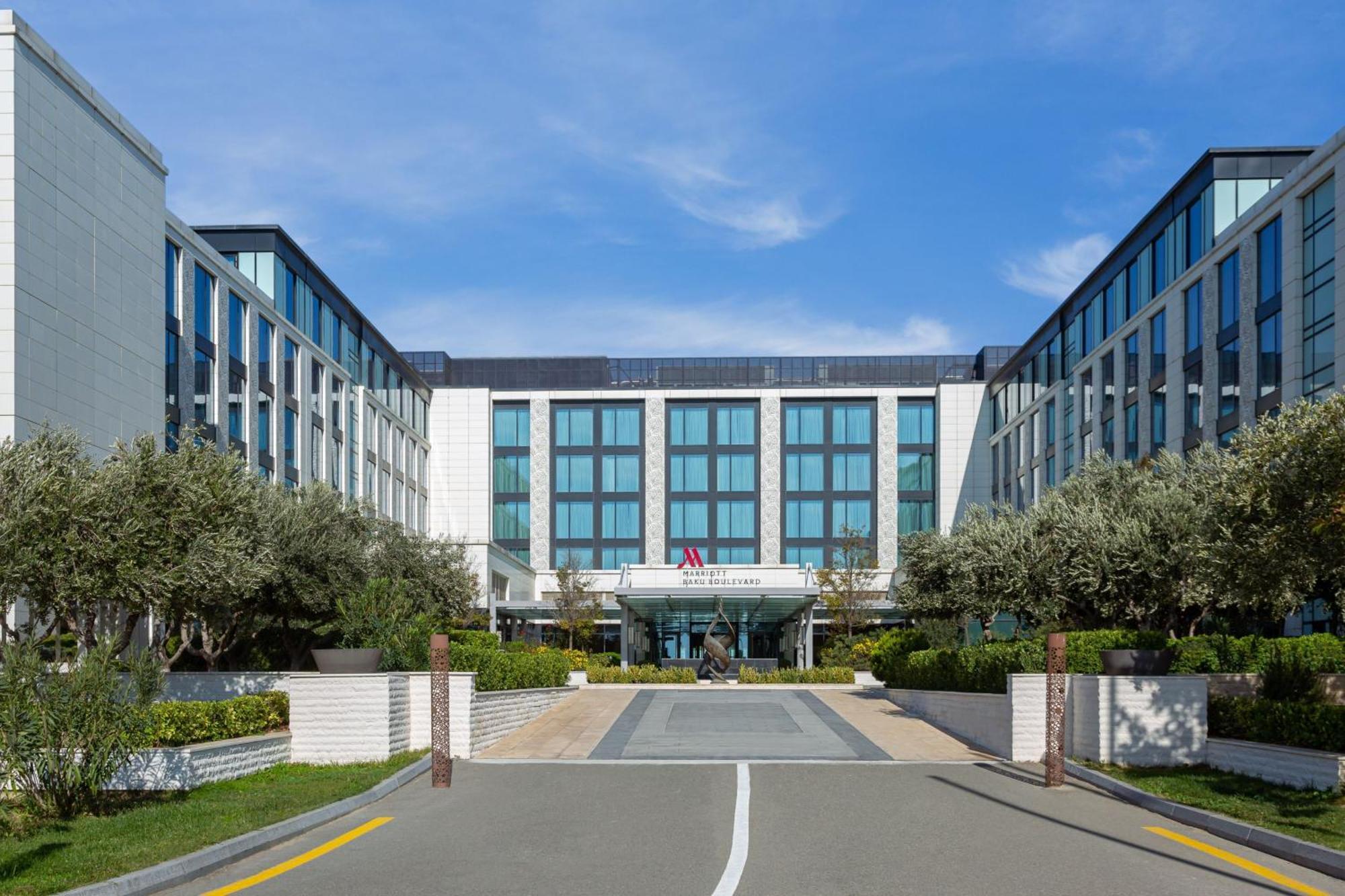 Baku Marriott Hotel Boulevard Eksteriør bilde The Westin San Francisco Airport