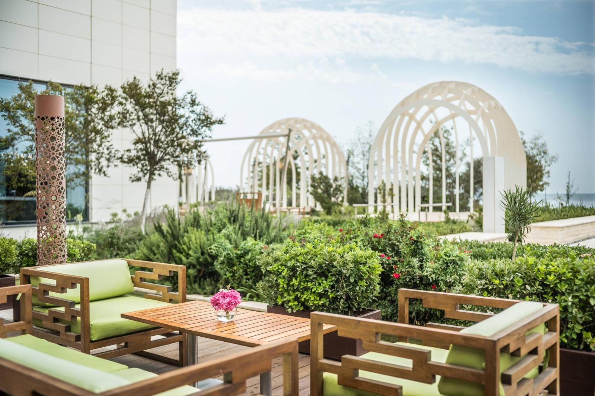 Baku Marriott Hotel Boulevard Eksteriør bilde The Park, Hyderabad